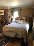 Aiken Manor B&B