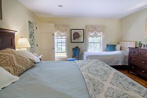 Aiken Manor B&B