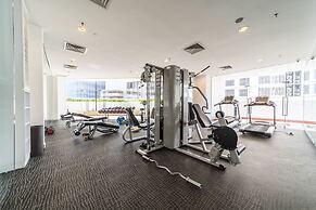 OYO Home 89449 Fancy 2 Bedroom Crest Residence