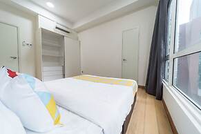 OYO Home 89449 Fancy 2 Bedroom Crest Residence