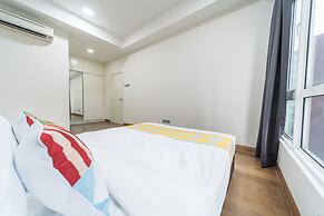 OYO Home 89449 Fancy 2 Bedroom Crest Residence