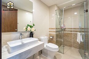 Dream House Apartment