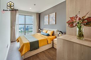 Dream House Apartment
