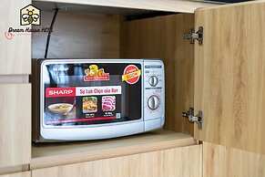 Dream House Apartment