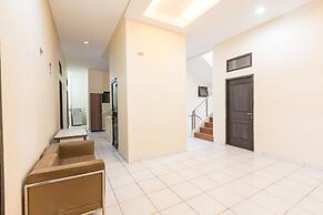 OYO 1435 Residence 446