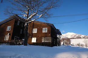 Annupuri Mountain View Lodge