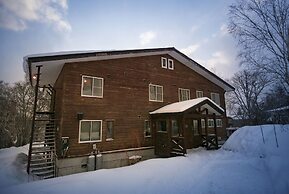 Annupuri Mountain View Lodge