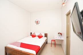 OYO Flagship 318 K1 UPN Rungkut Madya