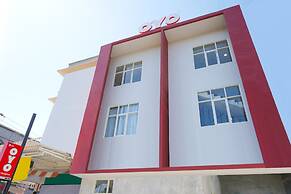 OYO Flagship 318 K1 UPN Rungkut Madya