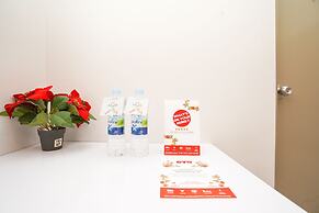 OYO Flagship 318 K1 UPN Rungkut Madya