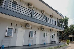 Super OYO Capital O 1176 J3 Residence Syariah