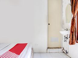 OYO 1187 Penginapan Bunda