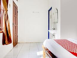 OYO 1187 Penginapan Bunda