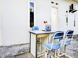 OYO 1187 Penginapan Bunda