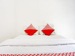 OYO 1187 Penginapan Bunda