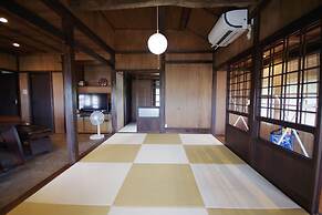 Ryukyu Kominka Waon
