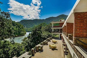 Summit By The Ganges Beach Resort & Spa