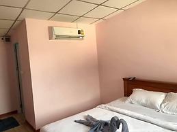 Reuan Jao Ngao Resort