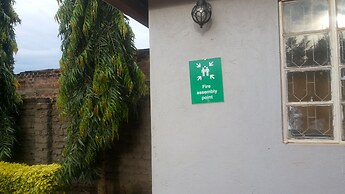 Lavic Country Resort