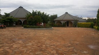 Lavic Country Resort