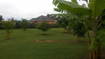 Lavic Country Resort