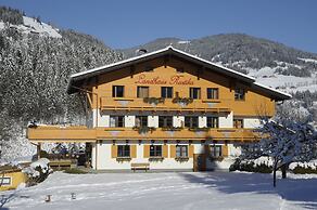 Landhaus & Haus Rustika