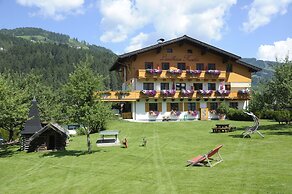 Landhaus & Haus Rustika