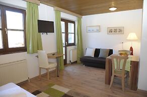 Landhaus & Haus Rustika