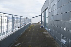 B2 Penthouses by Ylma