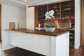 B2 Penthouses by Ylma