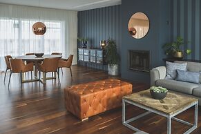 B2 Penthouses by Ylma