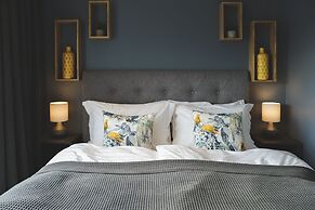 B2 Penthouses by Ylma