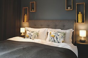 B2 Penthouses by Ylma