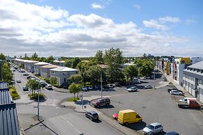 B2 Penthouses by Ylma