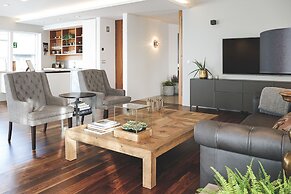 B2 Penthouses by Ylma