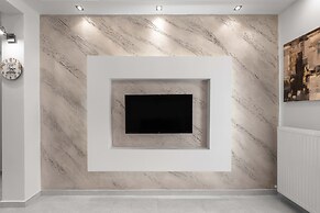 Cosmopolitan Apartments Nilie Suites & Aprts