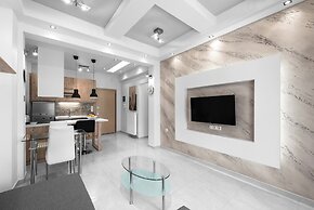 Cosmopolitan Apartments Nilie Suites & Aprts