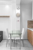 Cosmopolitan Apartments Nilie Suites & Aprts