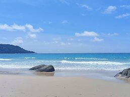 Luxury Ocean View Apartment Kata B22 near Kata Beach