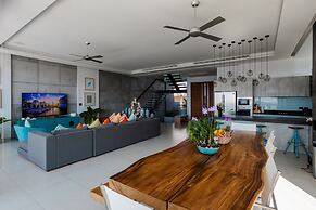 Villa Omari Luxury Seaview Pool & Game Room