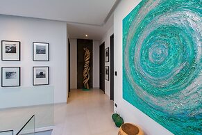 Villa Omari Luxury Seaview Pool & Game Room