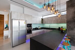 Villa Omari Luxury Seaview Pool & Game Room