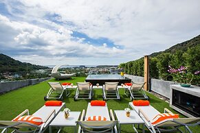 Villa Omari Luxury Seaview Pool & Game Room