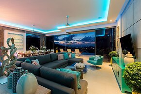 Villa Omari Luxury Seaview Pool & Game Room