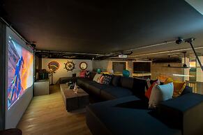 Villa Omari Luxury Seaview Pool & Game Room