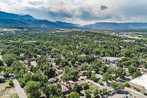 1 Br70's Inspired Comfy Condoclose to Broadmoor