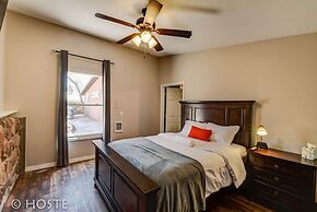 Mtn Dream! Fireplace, Patio & Hot Tub 4BR