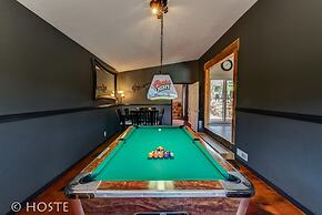 Mtn Dream! Fireplace, Patio & Hot Tub 4BR