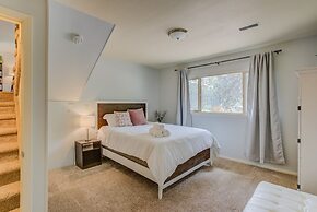 4BR Mountain Getaway Pikes Peak, Dog-friendly!