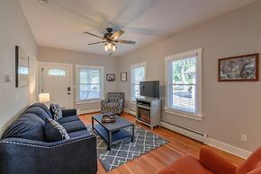 Couple's Mountain Getaway Close to Everything!